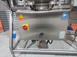 Safeline Mettler-Toledo Metal Detector for bottle