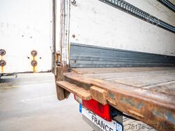 RENAULT D 19 280 WIDE + DHOLLANDIA 3 T.