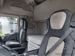 Ford F-Max 500 LowDeck