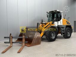 Liebherr L 524
