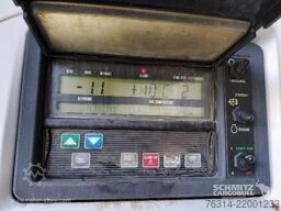 Schmitz Cargobull Tiefkühler Multitemp Doppelstock Trennwand