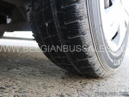 Renault Master / 5.6m / Lift / Manual