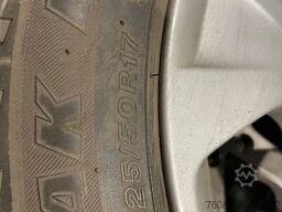 BMW *BMW velgen met Brigdestone banden *225/50 R17
