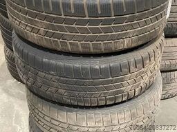 Continental Mercedes velgen met Continental banden 235/60 R...