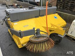 Vama EHK 2200 wheel loader broom