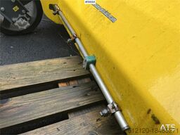 Vama EHK 2200 wheel loader broom