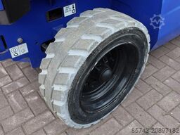 JLG M3369 Hybrid, 12m Working Height, 450kg Capacity,