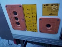 Mercedes-Benz Atego 818 box truck.