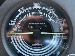 Mercedes-Benz MB-Trac 800