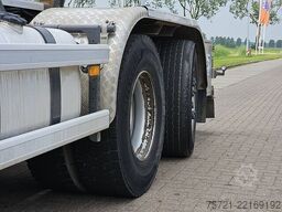 MERCEDES-BENZ AROCS 3243