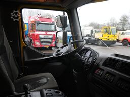 DAF LF 45.160 closed box truck