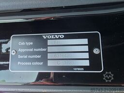 Volvo FH540 WITH HIAB 140TM CRANE Dutch Registrati