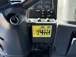 Mercedes-Benz Actros 4143 8x8 LOF Geräteträger