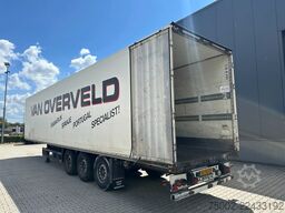Schmitz Cargobull SKO 24 SKO24 / SAF DISC / 2x LIFTAXLE / GALVANI...