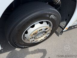Mercedes-Benz Actros 1836 4x2 Koffer / HB / Swiss-Vehicle