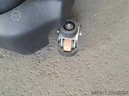 Toyota LHE 130 castor