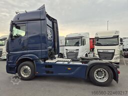Mercedes-Benz Actros 1851 with Retarder