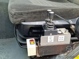 DAF CF 250 6x2*4 - Hooklift - HIAB 102 Crane - Manu...