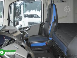 VOLVO FH 460 Globetrotter XL i-Save SideSkirts