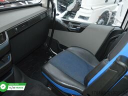 VOLVO FH 460 Globetrotter XL i-Save SideSkirts