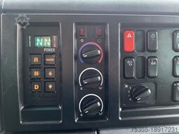 MERCEDES-BENZ Econic 2633 PLATZ Mülltonnenwaschanlage