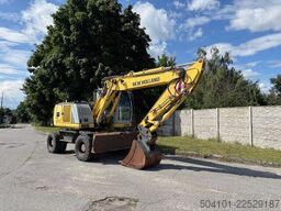 New Holland MH City 16