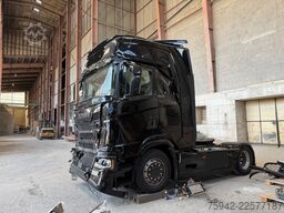 SCANIA 460S HIGHLINE UNFALL