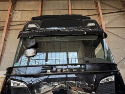 SCANIA 460S HIGHLINE UNFALL