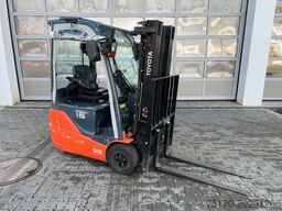 TOYOTA 8FBET15 / Triplex: 4.30m / nur 1.187h! / SS