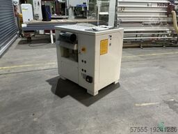 SCM S 520