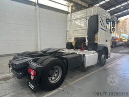 DAF XF 106.460 SPACECAB