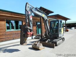 Volvo EC 55C mit POWERTILT