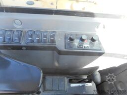 Volvo EC 55C mit POWERTILT