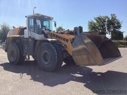 LIEBHERR L566 Xpower