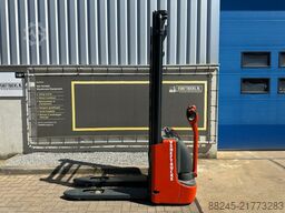 LINDE L12