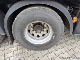 SCANIA P380   EURO 5 DAZU SCHEUWIMMER FT1119 ZENTRALACHSANHäNGER