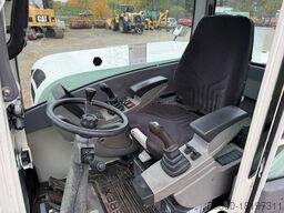 TEREX TW 110, Schild, Pratzen, S.W.S, Knickausleger