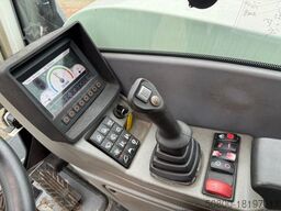 TEREX TW 110, Schild, Pratzen, S.W.S, Knickausleger