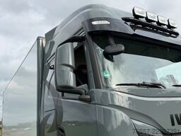 Iveco S-WAY