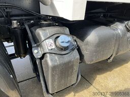 Mercedes-Benz Accelo 815 Accelo 815 4x2 Garbage Compactor