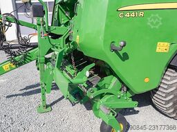 John Deere C441R