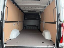 Mercedes-Benz Sprinter 319 CDI 4x4 Klima AHK DISTRONIC