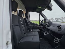 MERCEDES-BENZ SPRINTER 316 Bakwagen Laadklep!