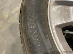 Kumho Kumho banden met Mercedes velgen 255/50 R19 107V