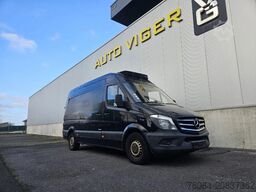 Mercedes-Benz Sprinter 313