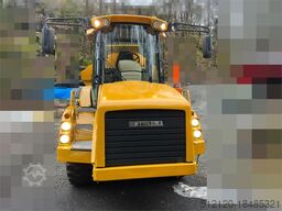 Hydrema 922D Dumper w/white signs