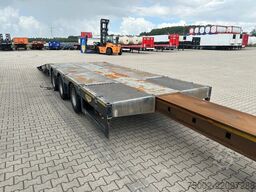 Broshuis 3ABSD Lowloader 3-axle / GVW: 59.000kg / Neck: ...