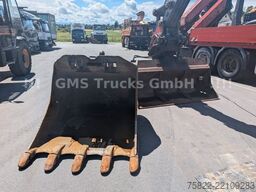 VOLVO EC 220 / SW + 2 Löffel
