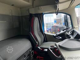 Volvo FH 13.500 Globetrotter / 2x Tank / Euro 6