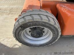 JLG E450AJ